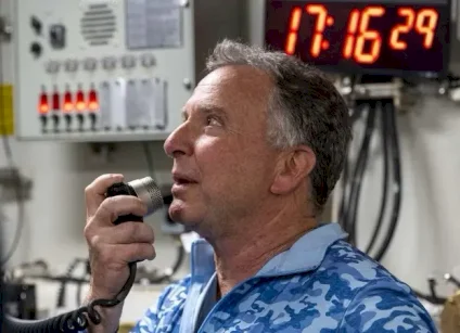 ويتكوف من حاملة الطائرات لينكولن: نؤيد السلام من خلال القوة