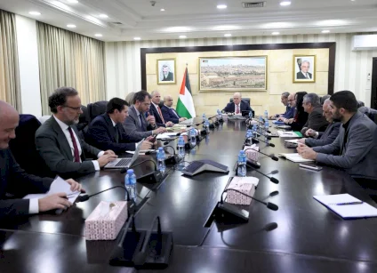 مصطفى يلتقي مسؤولين دوليين ويحذر من خطورة مشاريع ومخططات الضم والتوسع الاستيطاني