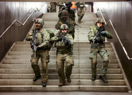 تقرير: جنرال ألماني يُهيئ بلاده للحرب