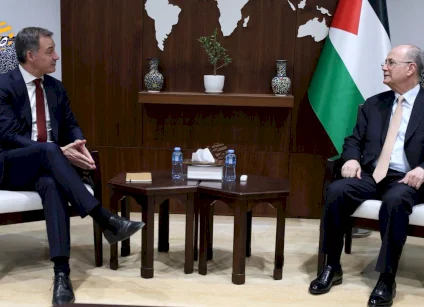 رئيس الوزراء يبحث مع مدير برنامج الأمم المتحدة الإنمائي مستجدات الإغاثة والتعافي