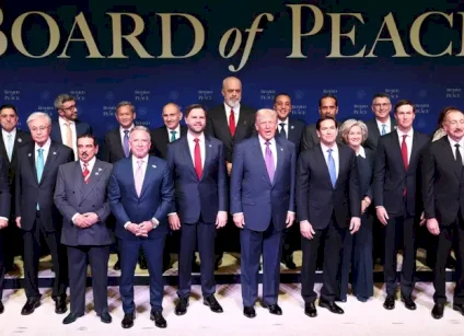 تأكيدات من شعث وميلادينوف بالاستقرار.. ترمب في أول اجتماع لمجلس السلام: سنقدم 10 مليارات دولار لغزة