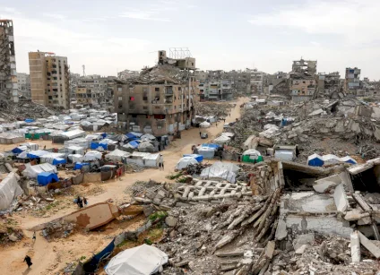 "المحكمة العليا" الإسرائيلية تجمد قرار الحكومة منع منظمات الإغاثة من العمل في غزة