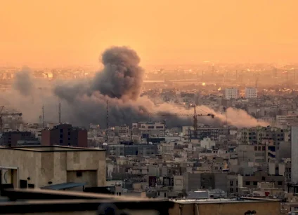 إسبانيا ستتعاون.. البيت الأبيض: النظام في إيران «يتمّ سحقه» ولا خطط حالياً لإرسال قوات برية