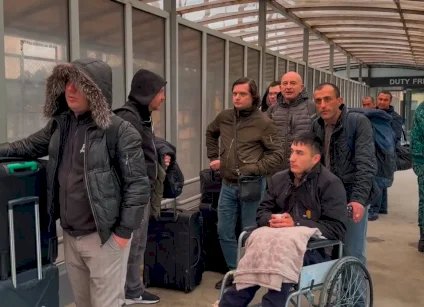 أذربيجان تسحب دبلوماسييها من إيران