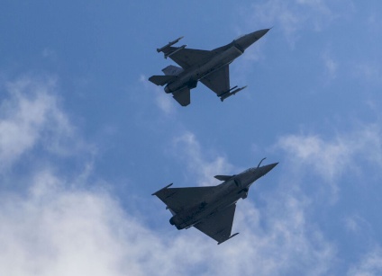 تركيا تعلن نشر مقاتلات "إف 16" وأنظمة دفاع جوي في قبرص