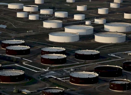 الوكالة الدولية للطاقة تقرر الإفراج عن 400 مليون برميل من الاحتياطيات النفطية