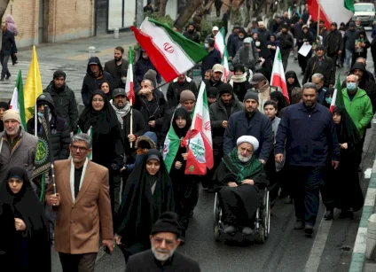 في ظهور نادر لمسؤول إيراني خلال الحرب... لاريجاني يشارك بمسيرة «يوم القدس» بطهران