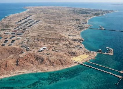 تقرير: خطط أمريكية لاحتلال جزيرة خرج واقتحام منشآت نووية إيرانية