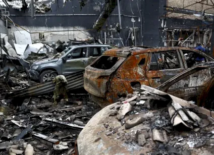 إسرائيل تضرب قدرات إيران البحرية.. وصواريخ نحو إيلات