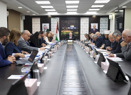 رئيس الوزراء: تحضيرات لإطلاق مشروع طاقة شمسية مركزي بالضفة بـ37 مليون دولار