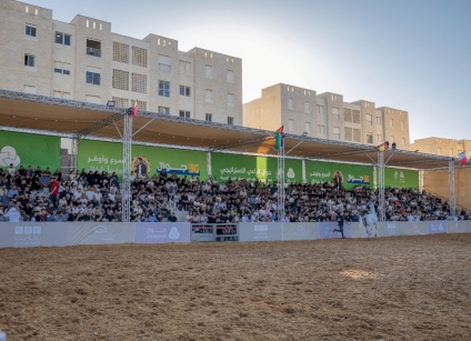 عشرات الآلاف يشاركون في ختام بطولة "روابي فلسطين لجمال الخيل العربية الأصيلة" في مدينة روابي