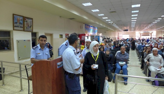 تنقل أكثر من 25 ألف مسافر عبر معبر الكرامة الأسبوع الماضي