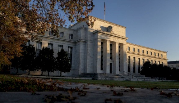 موافقاً التوقعات.. "الفيدرالي" يخفض الفائدة 25 نقطة أساس للمرة الثالثة