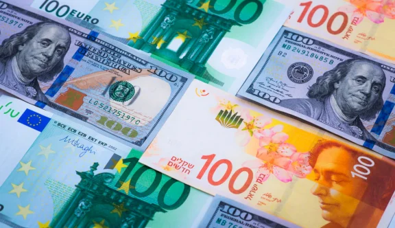 صحف اقتصادية عبرية تكشف أسباب ضعف الدولار مقابل صعود قوة الشيكل