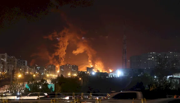 قنوات عبرية: إسرائيل تستعد لأن تبادر إيران بالهجوم وتواصل تأهبها