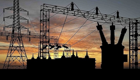 "S&P": افتراضات دافوس لإمدادات الكهرباء حتى 2029 "مستحيلة"