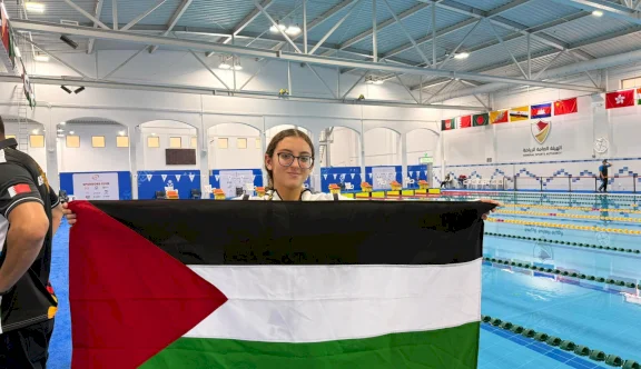 هذه ميداليتي الالماسية 