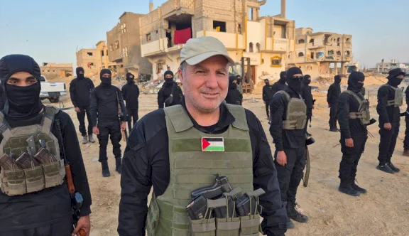 زعيم عصابة مسلحة بغزة يستنجد بالعالم لتوحيد العصابات ضمن جهاز أمني لإسقاط "حماس"