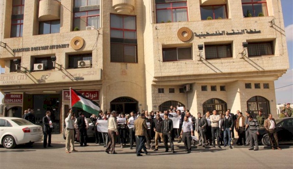 سلطة النقد تستكمل التعديلات على مشروع قانون خفض استخدام النقد