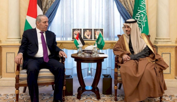 الشيخ يبحث مع وزير الخارجية السعودي ملفات اقتصادية فلسطينية