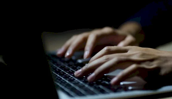 جيل "زد" يقود التحول الاقتصادي بالعالم العربي