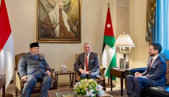 العاهل الأردني والرئيس الإندونيسي يؤكدان على أهمية دعم القضية الفلسطينية وتحقيق الاستقرار