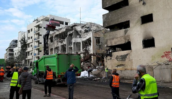 9 قتلى وعشرات الإصابات في بيت شيمش وشظايا تطال القدس وحيفا وطبرية