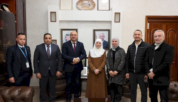 بنك الإسكان يساهم في رعاية أنشطة وفعاليات بلدية الخليل