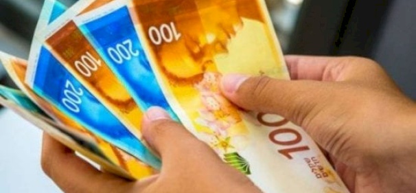 وزارة المالية: صرف دفعة على الحساب للموظفين