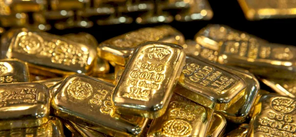 الذهب يرتفع مع ترقب محضر الفدرالي وتقرير الوظائف الأميركي