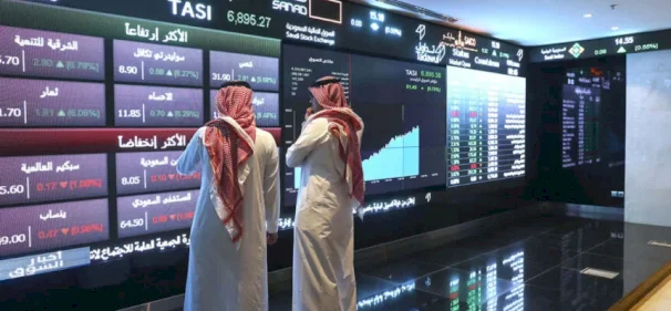 الشركات السعودية تعيد هيكلة إنفاقها وسط استمرار الزخم الاستثماري