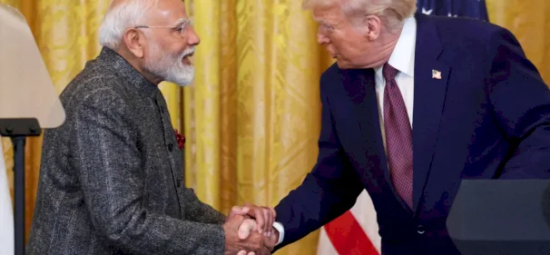 ترمب يلغي رسوماً «عقابية» على الهند بعد تعهدها بوقف شراء النفط الروسي