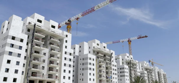 انخفاض كبير في أعداد الشقق السكنية المباعة في إسرائيل خلال 2025