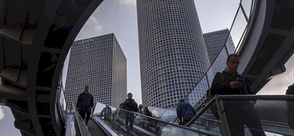 أكبر بنك في العالم يحذر من آثار الحرب على الاقتصاد الإسرائيلي