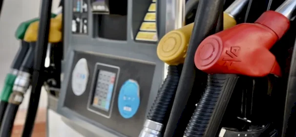 وزارة الطاقة: ارتفاع أسعار البنزين بنوعيه عالميا بنسبة 27.4% في الأسبوع 2 من آذار