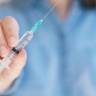 علاج تجميلي يتخلص من التجاعيد دون حقن