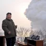 زعيم كوريا الشمالية يشرف على اختبار «باليستي» بتكنولوجيا توجيه جديدة