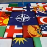L'OTAN soutient l'armement de l'Ukraine et renforce sa présence militaire sur le front est