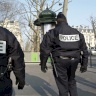 وزير الداخلية الفرنسي: الشخص الذي أضرم النار في الكنيس من أصل جزائري