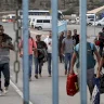 الاحتلال الإسرائيلي يعتقل 23 عاملاً فلسطينياً في الداخل المحتل
