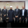 البنك الإسلامي الفلسطيني ووزارة الأوقاف والشؤون الدينية يبحثان تعزيز التعاون المشترك 