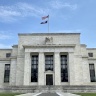 الفيدرالي الأمريكي يثبت أسعار الفائدة للمرة السادسة على التوالي.