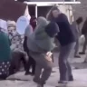 مستعمرون يعتدون على متضامنين أجانب بمسافر يطا