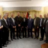 الرئيس عباس يلتقي مع الفصائل الفلسطينية في لبنان