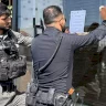 كفر قاسم: شرطة الاحتلال تُغلق مبنى سكنياً بأمر إداري
