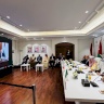 الرئيس يجتمع مع اللجنة الوزارية العربية الإسلامية