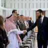 الشرع خلال لقاء وجهاء القنيطرة والجولان: نعمل على وقف اعتداءات إسرائيل بمفاوضات غير مباشرة