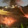 مستعمرون يحرقون بركسا في دير دبوان شرق رام الله