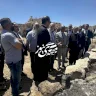 هاكابي خلال زيارته الطيبة: تدنيس مكان مقدس هو عمل إرهابي وجريمة وندعو لفرض عقوبات قاسية على مرتكبيها