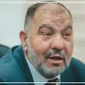 مجهولون يعتدون على رئيس بلدية الخليل.. والشرطة توضح: "مشاكل عائلية" (فيديو)